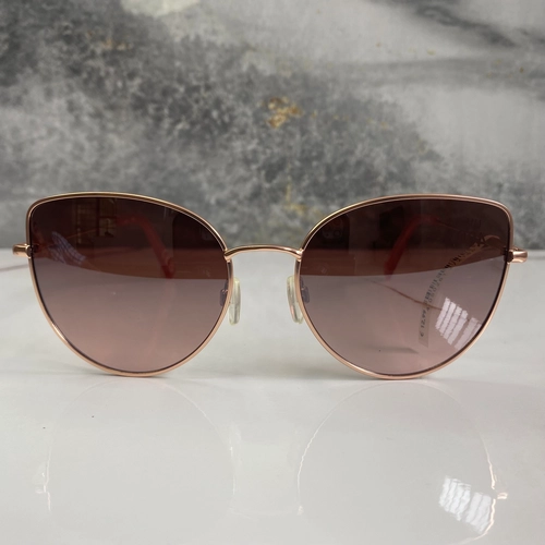 عینک افتابی زنانه 215