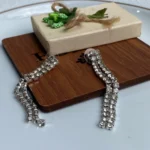 گوشواره آویزان نقره ای نگین دار - Image 4