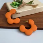 گوشواره طرح گل نارنجی